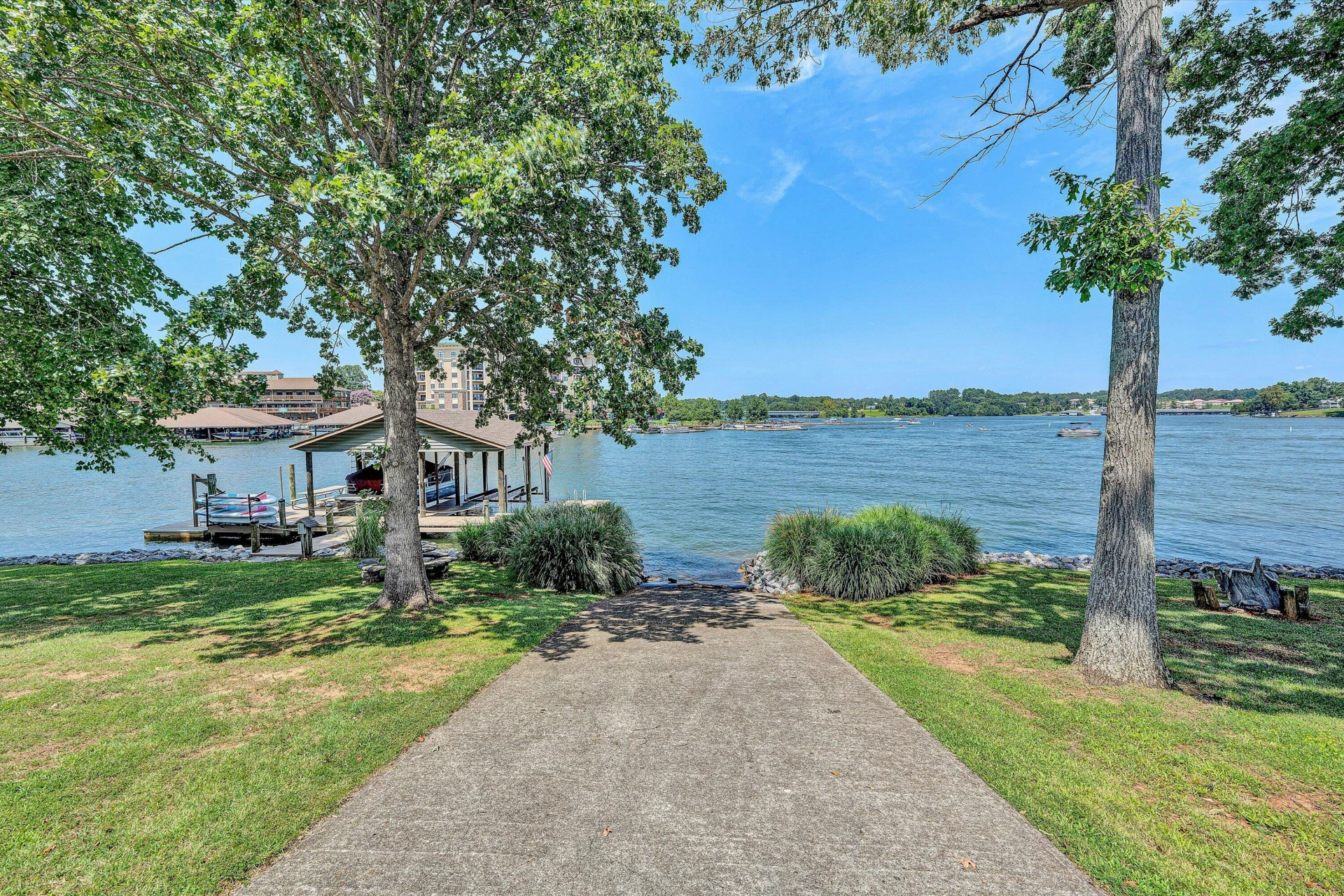 192 Twin Coves DR - Photo 49