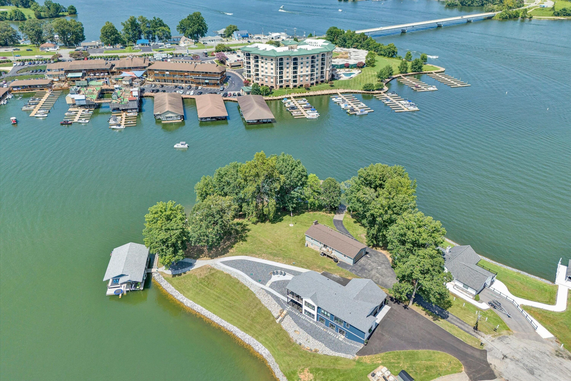 192 Twin Coves DR - Photo 53
