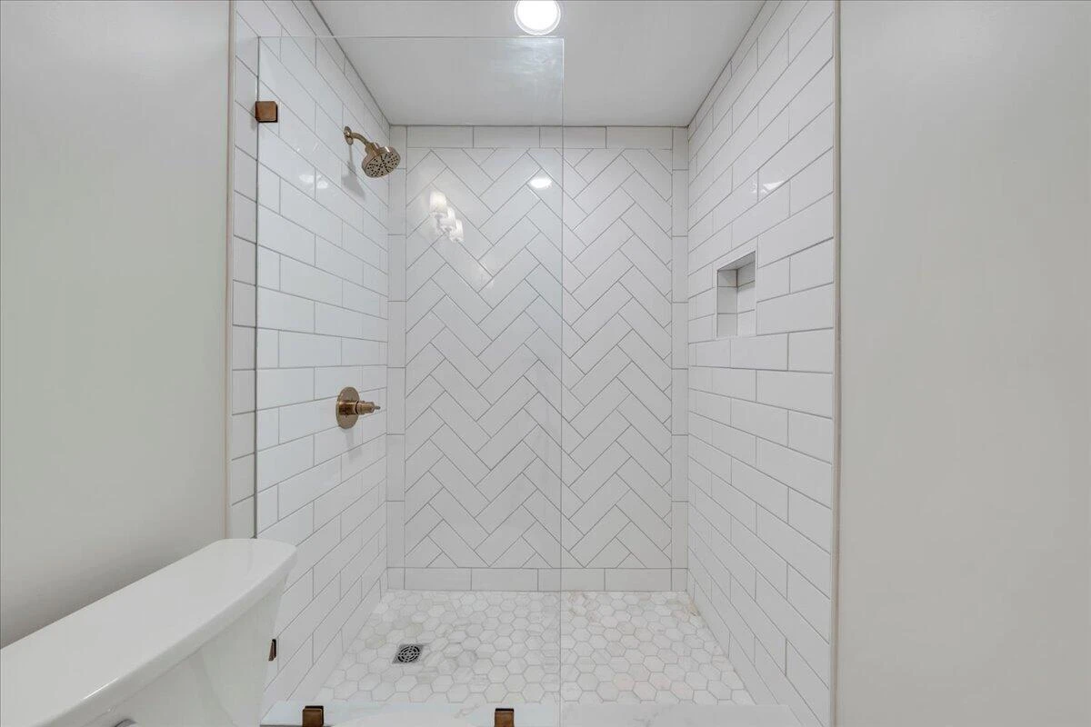 4994 Hunting Hills CIR - Photo 51
