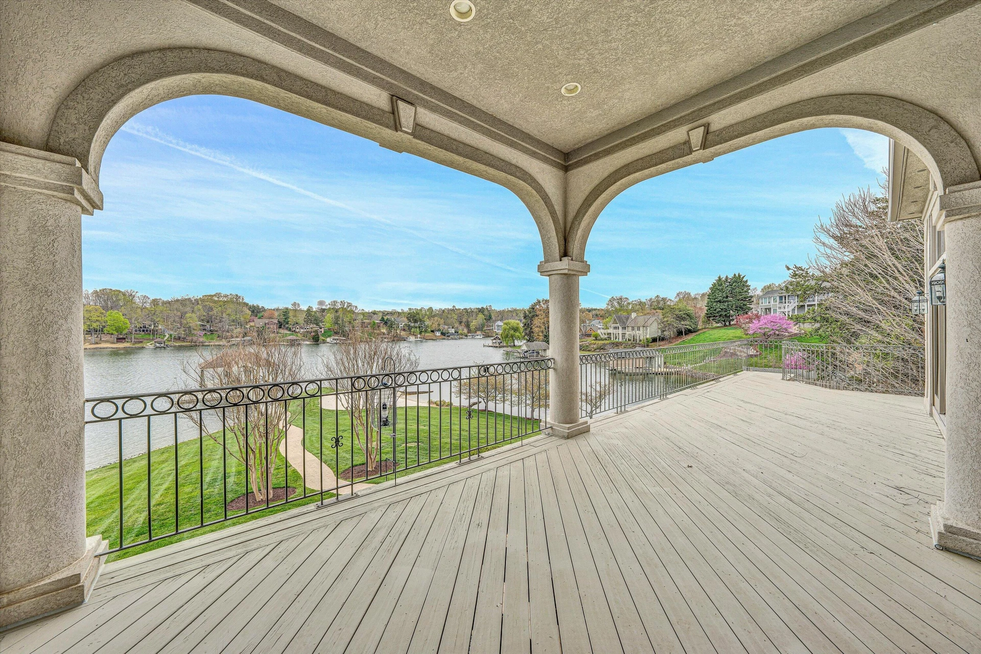 720 Boardwalk DR - Photo 11