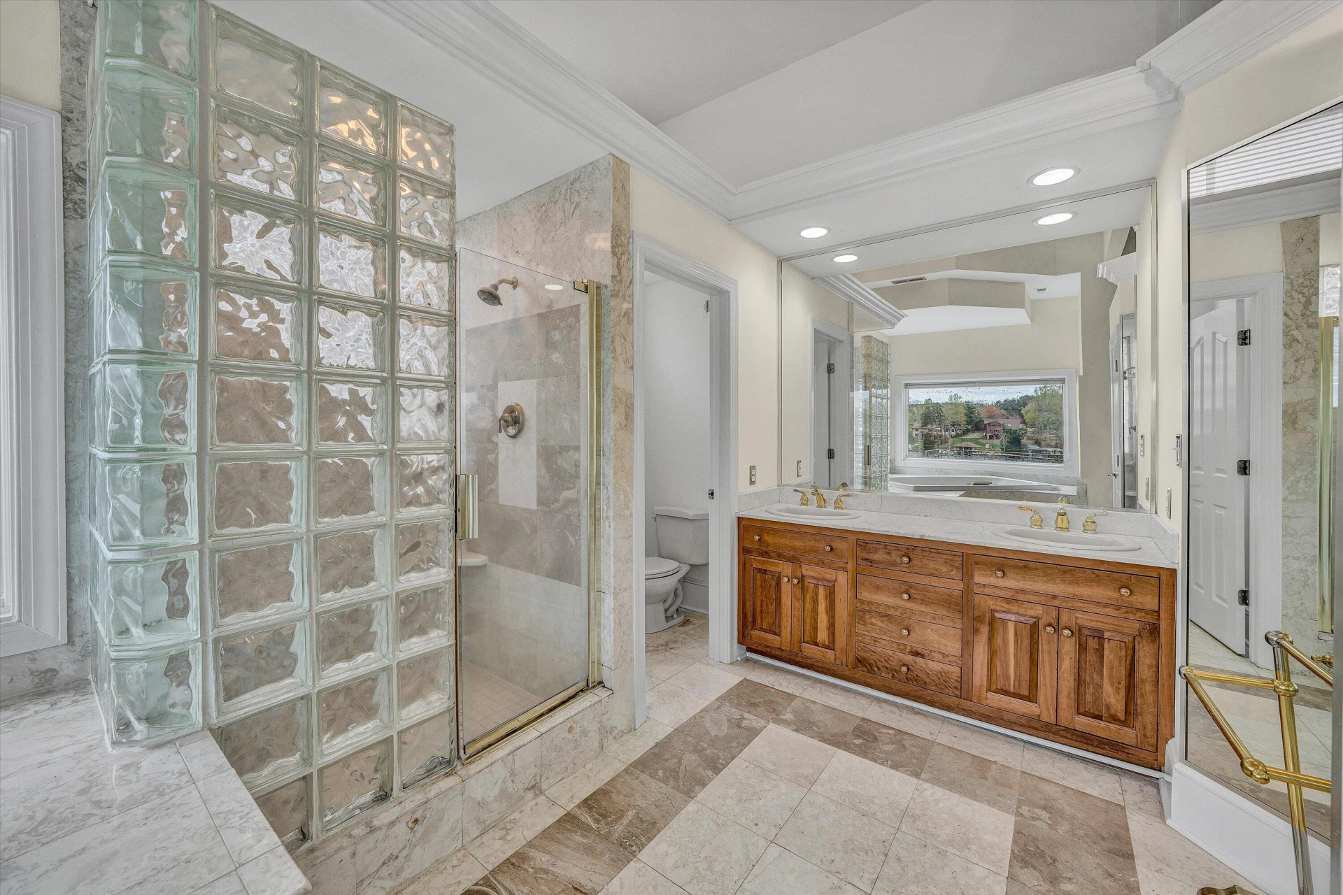 720 Boardwalk DR - Photo 26