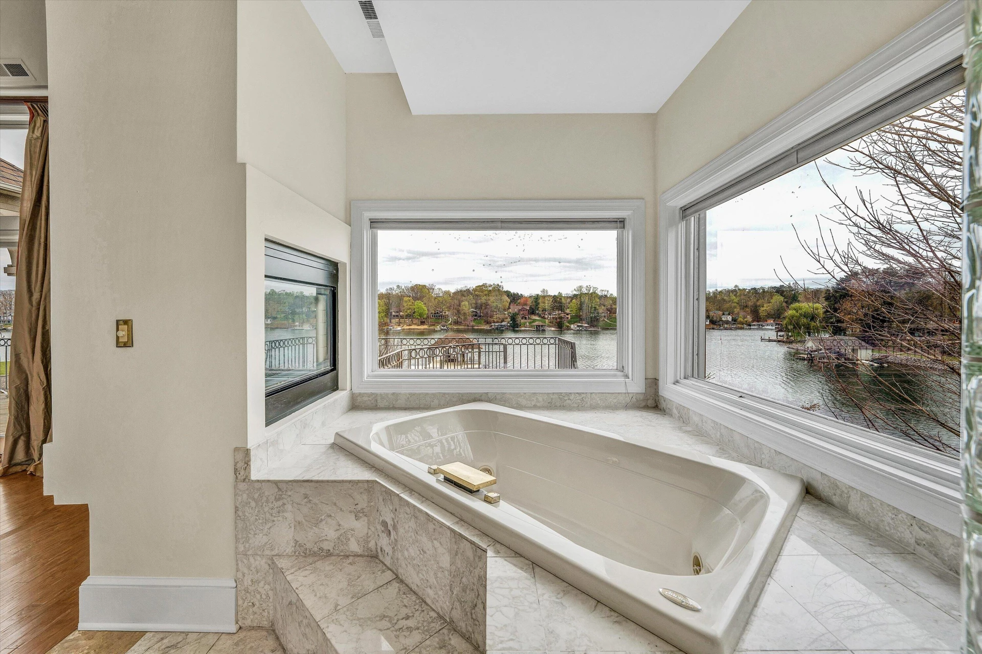 720 Boardwalk DR - Photo 28