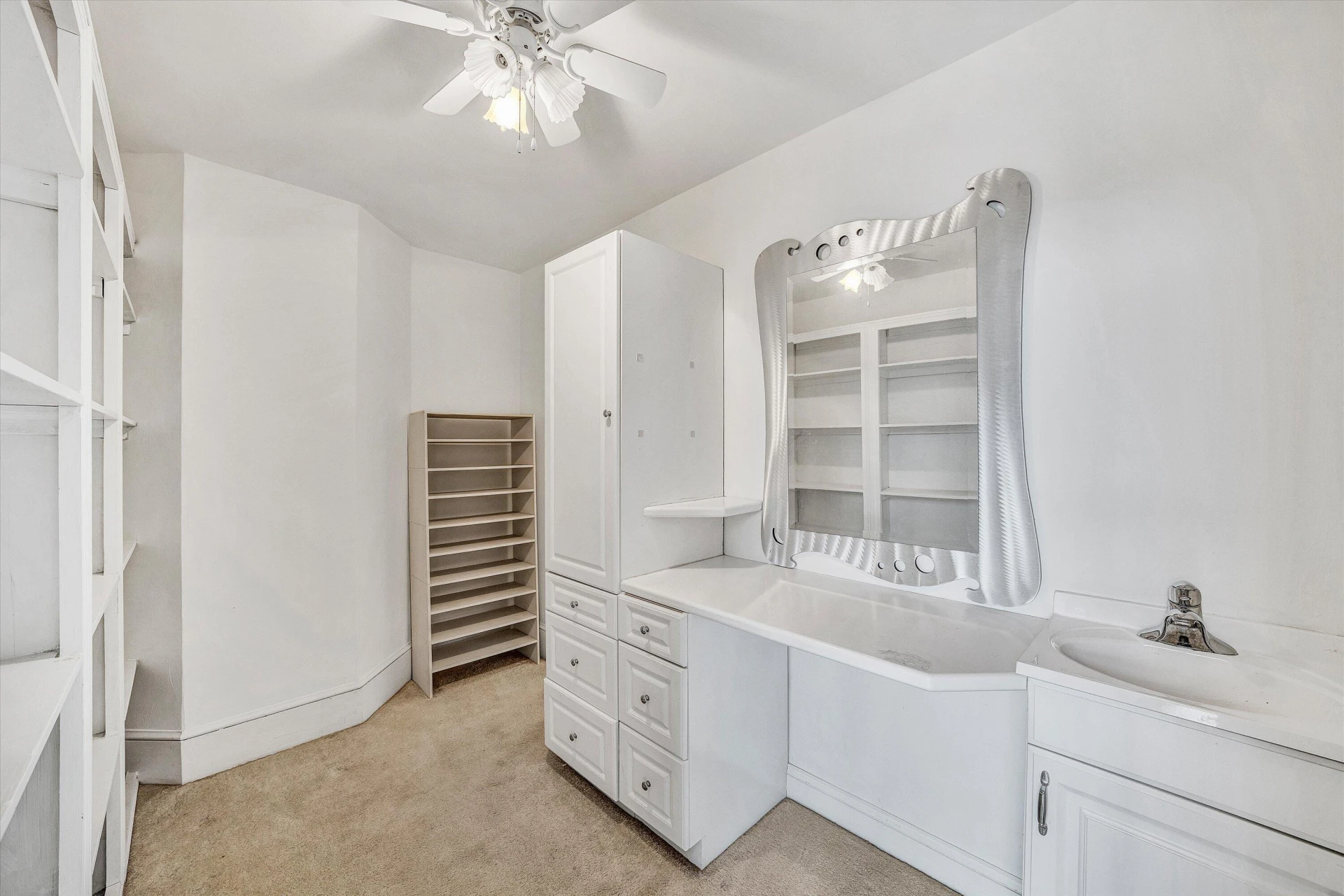 720 Boardwalk DR - Photo 29