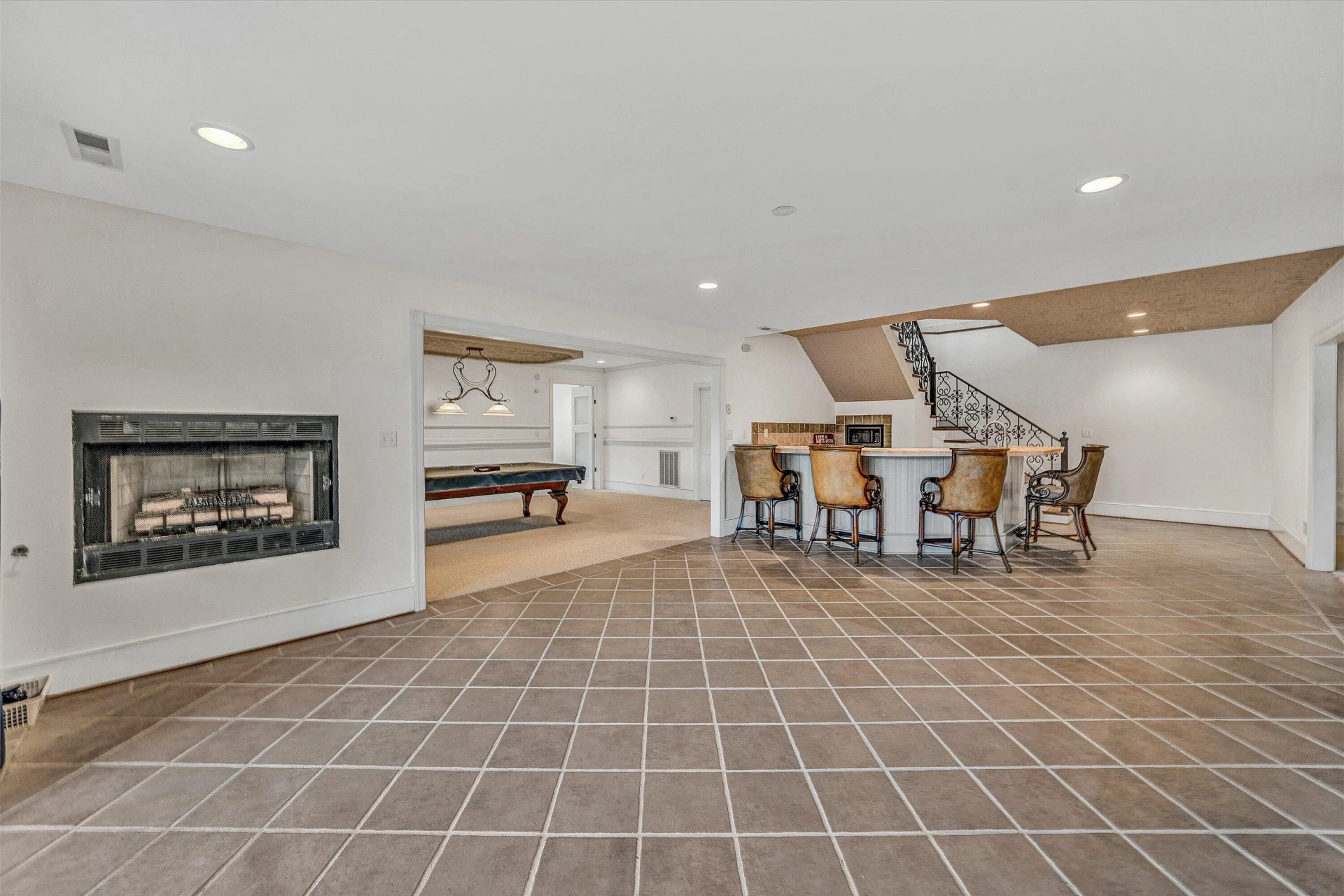 720 Boardwalk DR - Photo 37