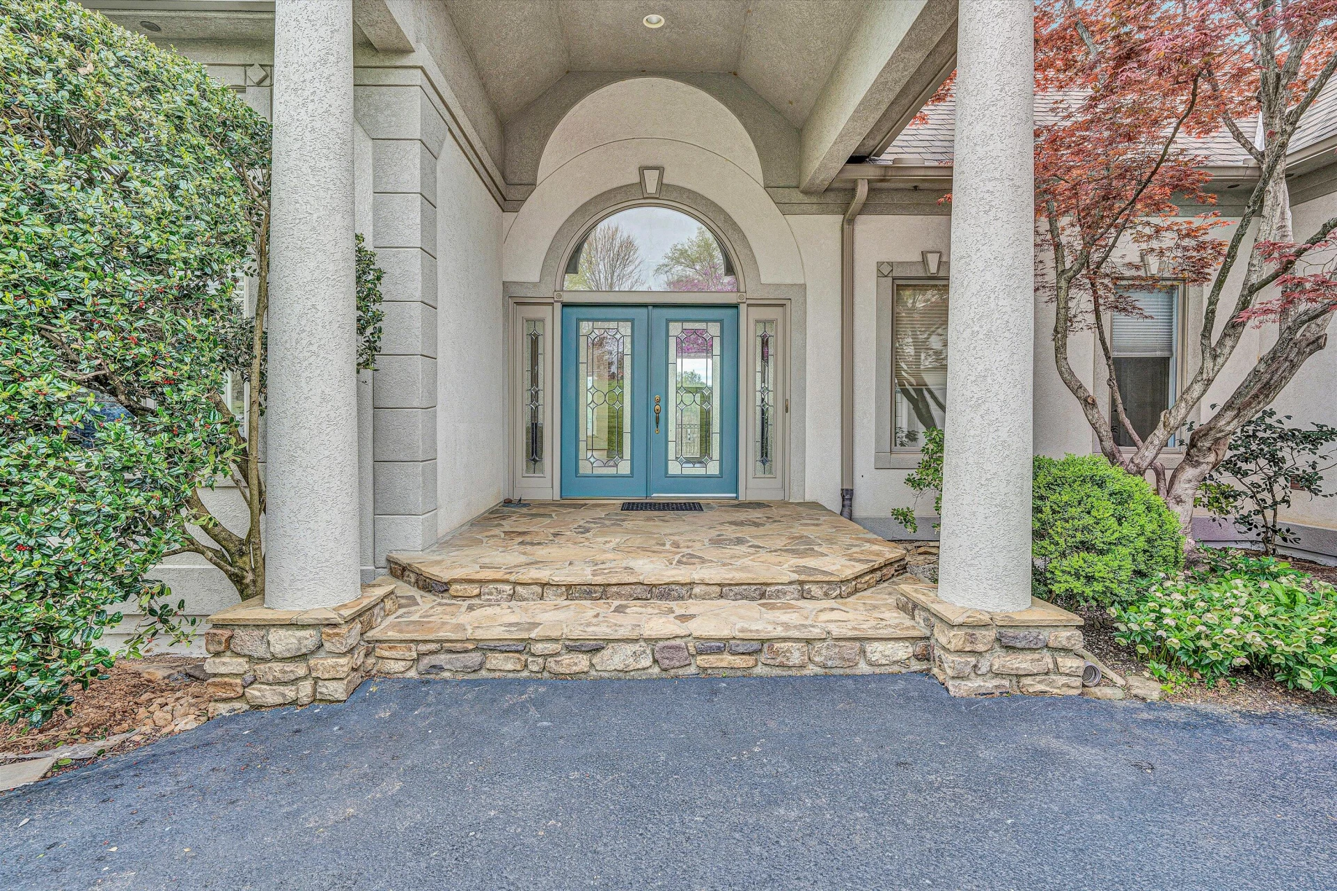 720 Boardwalk DR - Photo 7