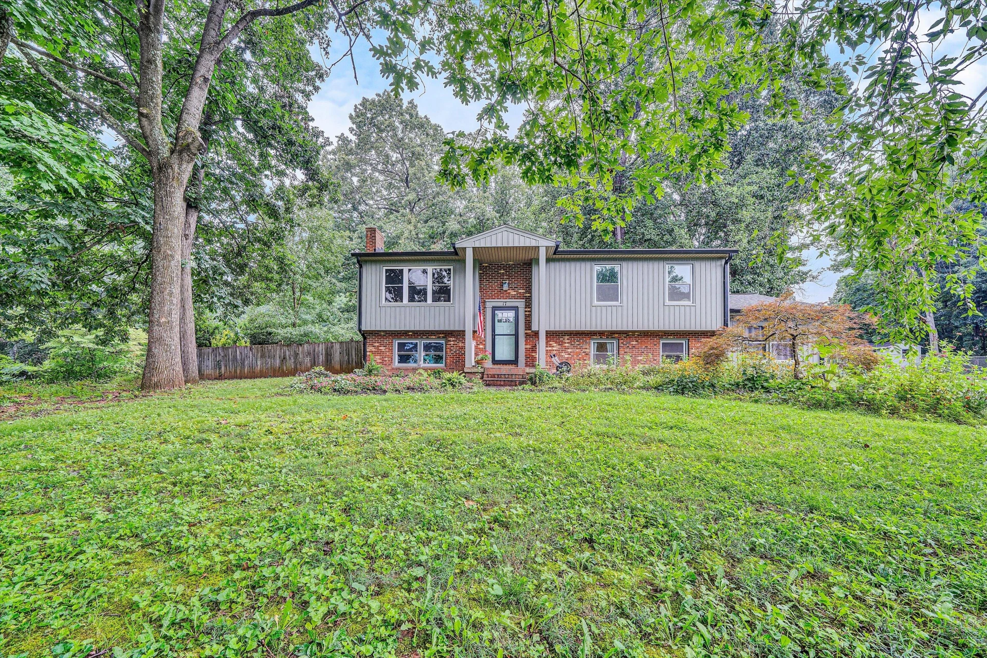 17 Cedarbrook LN - Photo 3