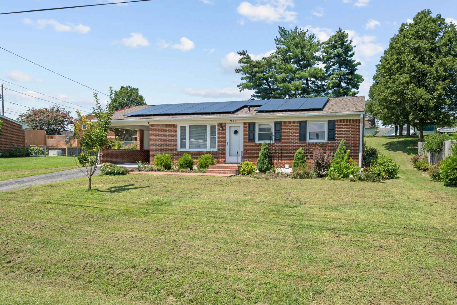 2812 Arrington DR NE