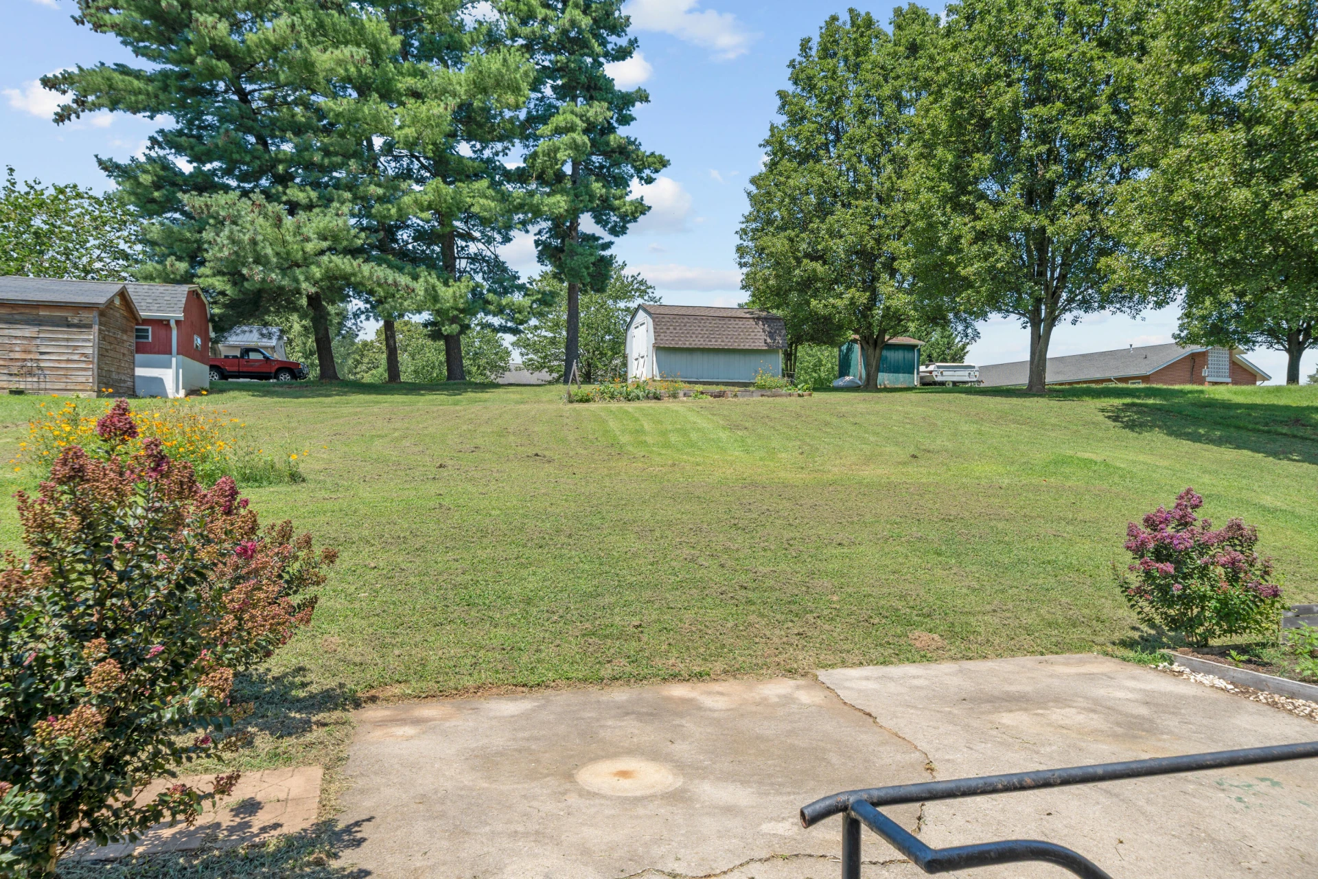 2812 Arrington DR NE - Photo 17