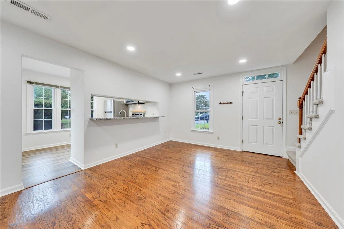 3221 Winterberry DR - Photo 14