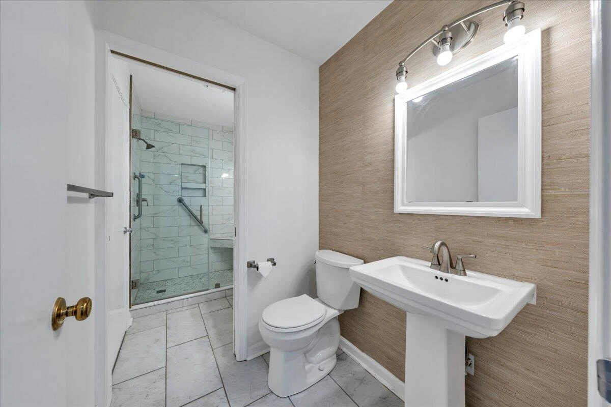 3221 Winterberry DR - Photo 21