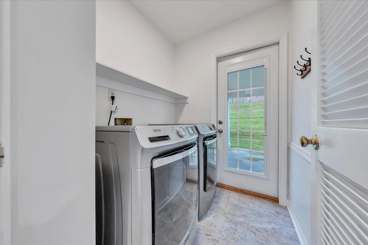 3221 Winterberry DR - Photo 22