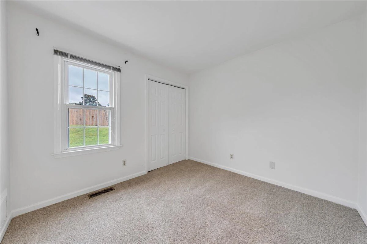 3221 Winterberry DR - Photo 24