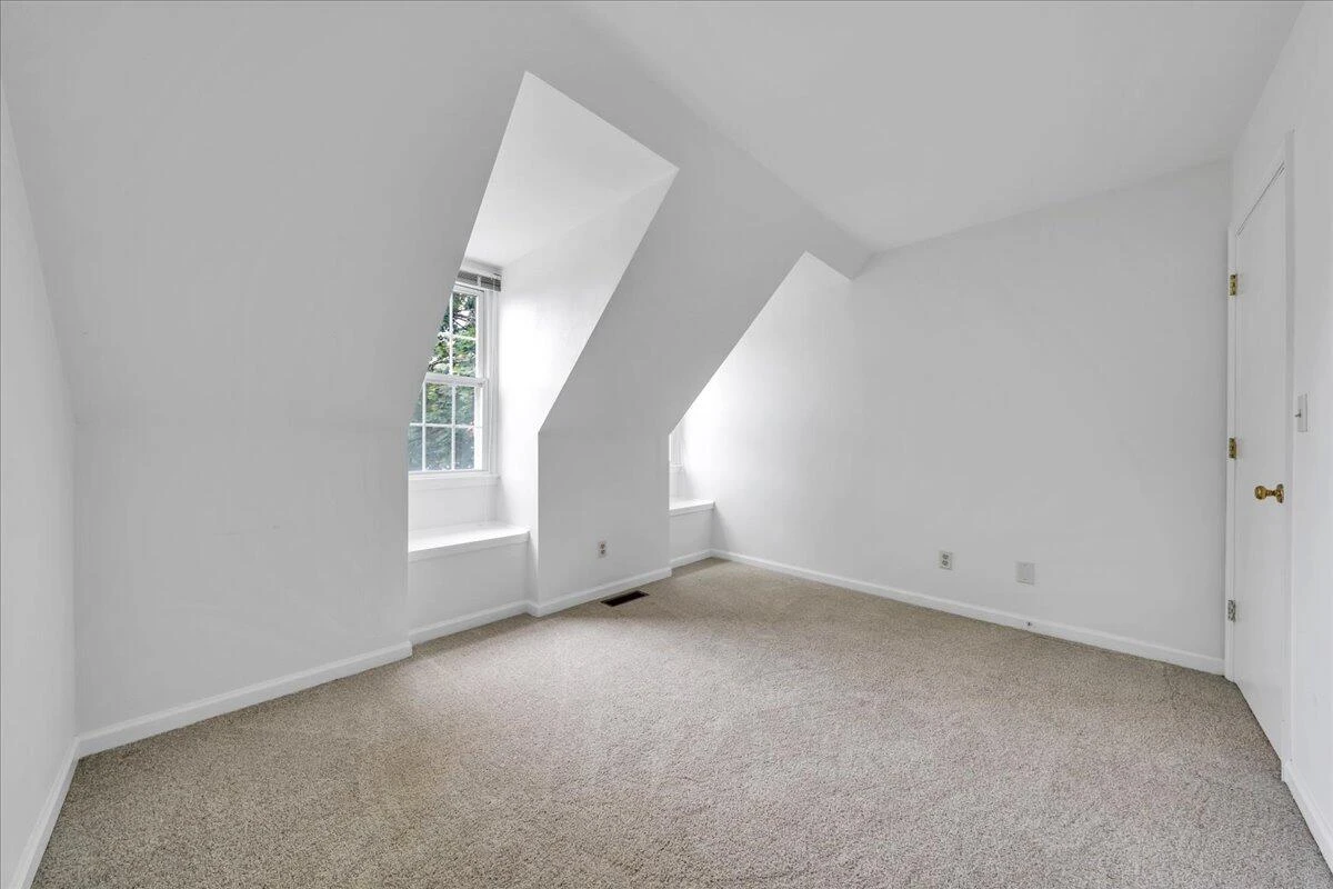 3221 Winterberry DR - Photo 26