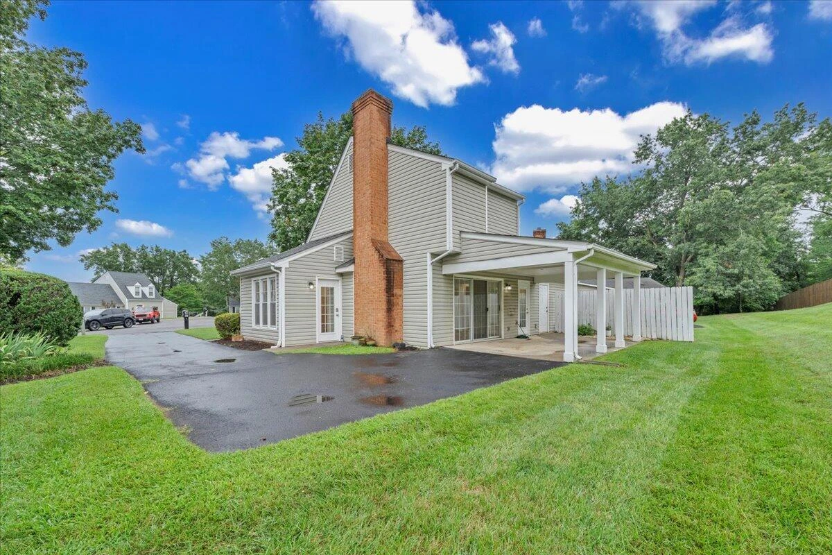 3221 Winterberry DR - Photo 30