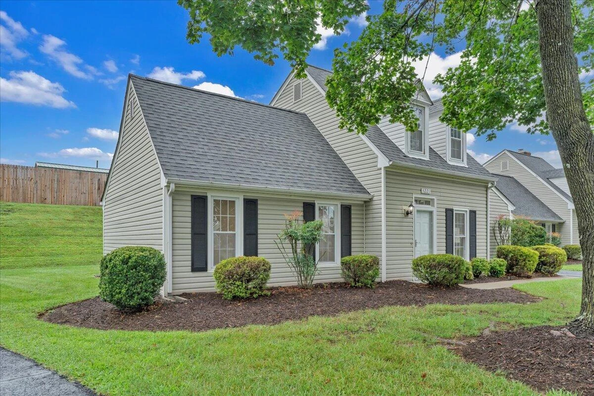 3221 Winterberry DR - Photo 35