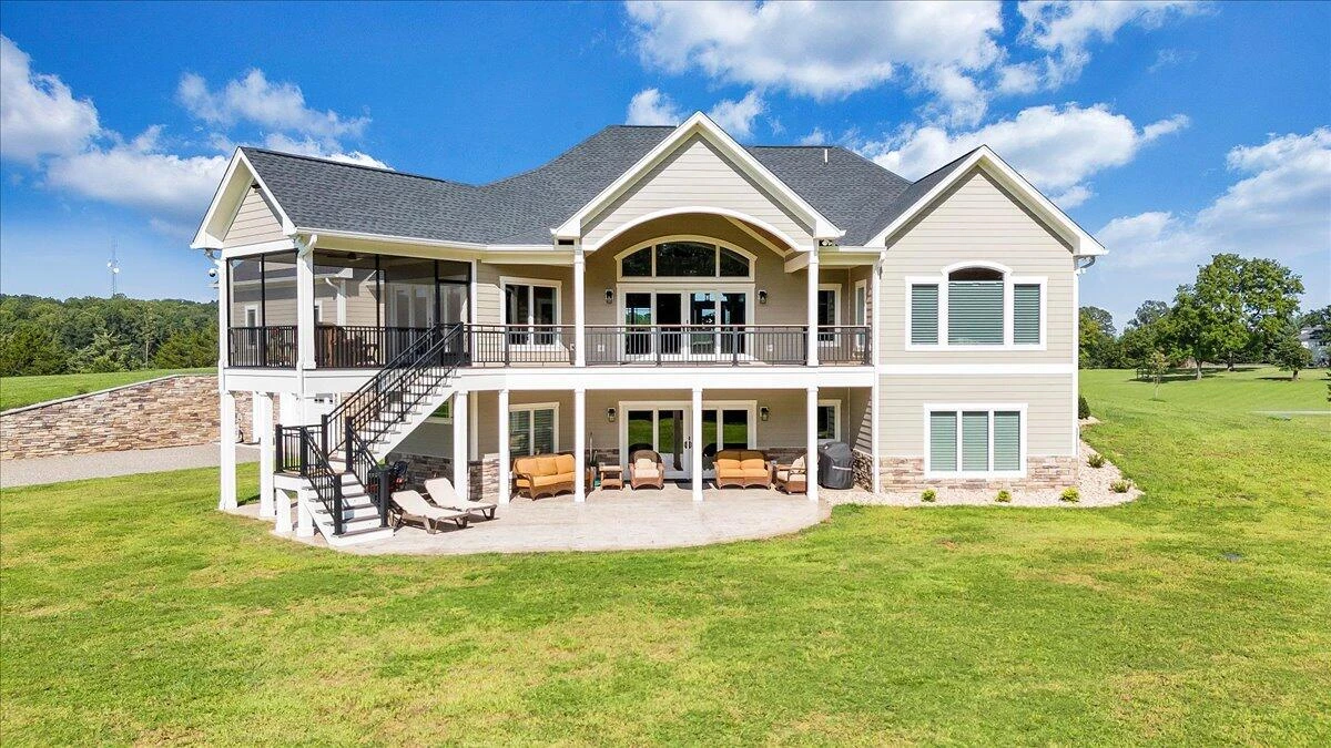 737 Camellia PL - Photo 2