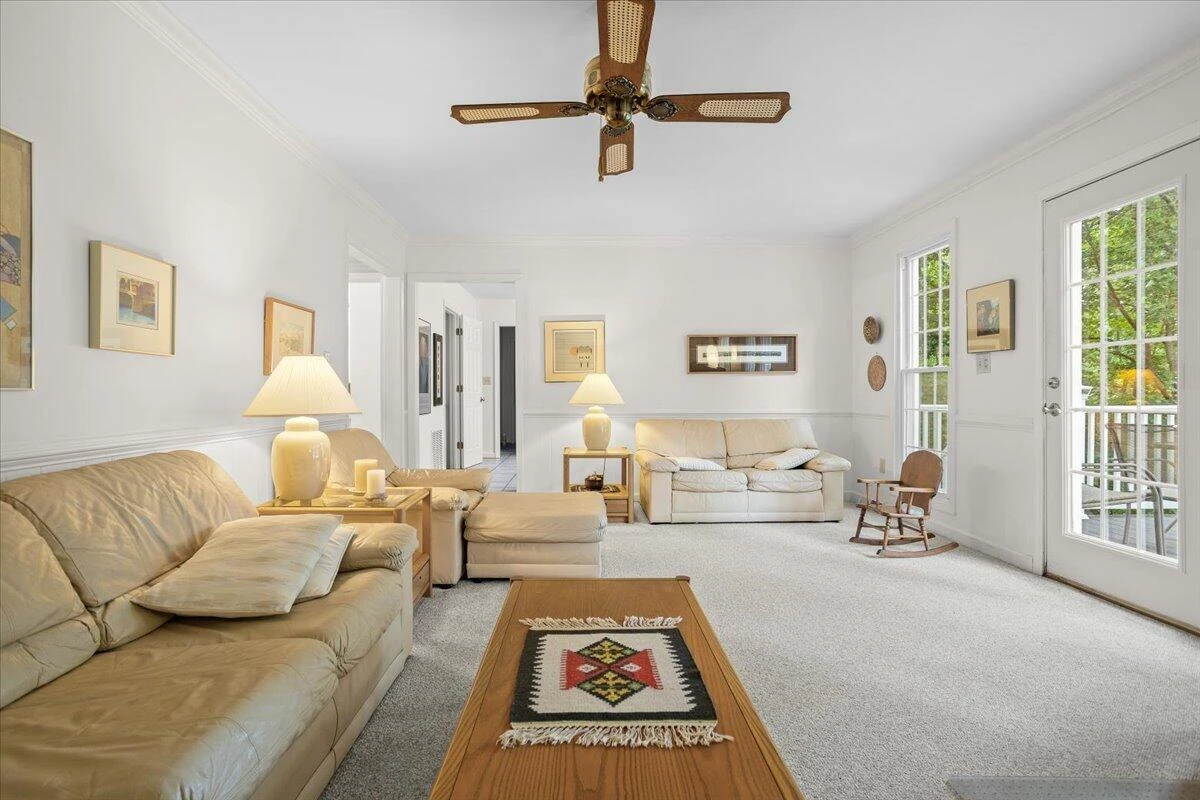 4131 Snowbird CIR - Photo 10
