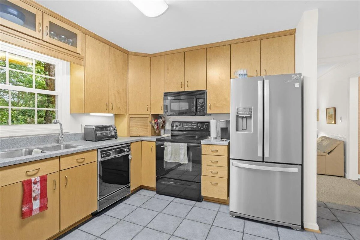 4131 Snowbird CIR - Photo 13