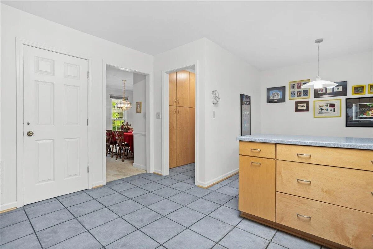 4131 Snowbird CIR - Photo 15