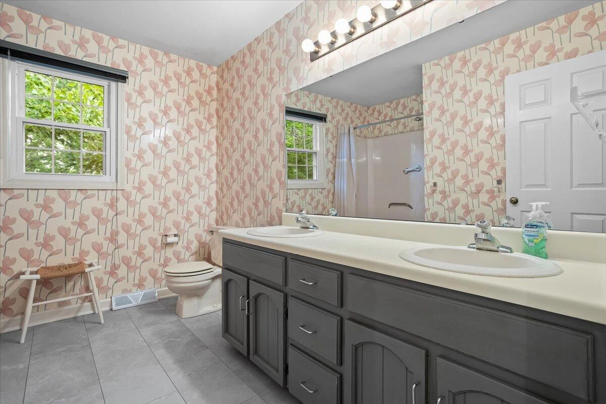 4131 Snowbird CIR - Photo 19