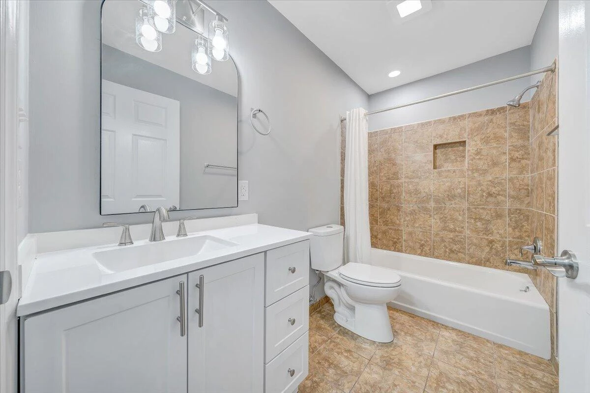 3409 Preston AVE NW - Photo 16