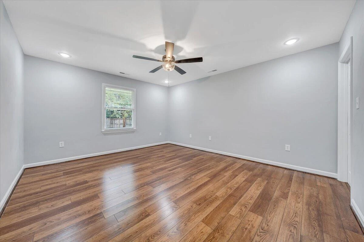 3409 Preston AVE NW - Photo 17