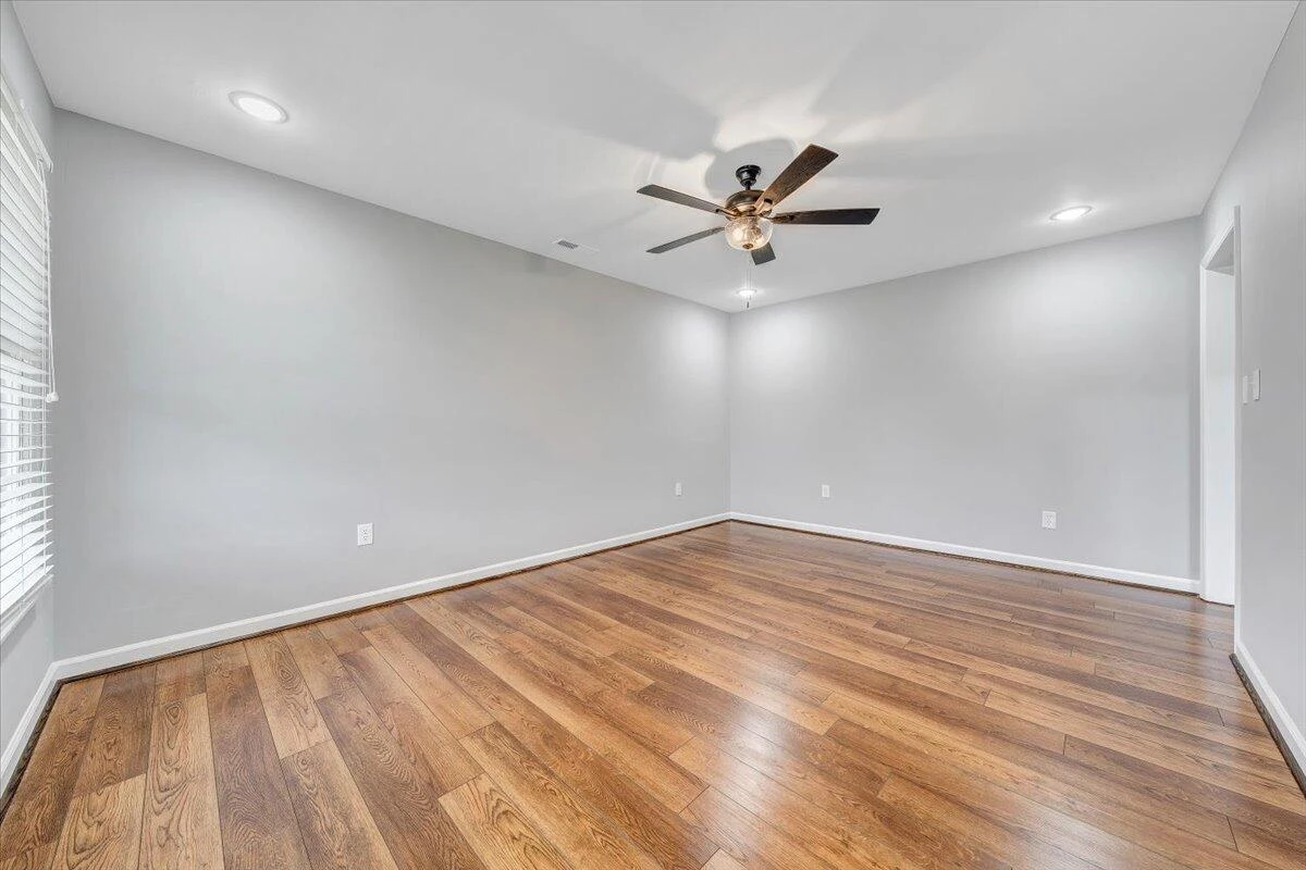 3409 Preston AVE NW - Photo 5