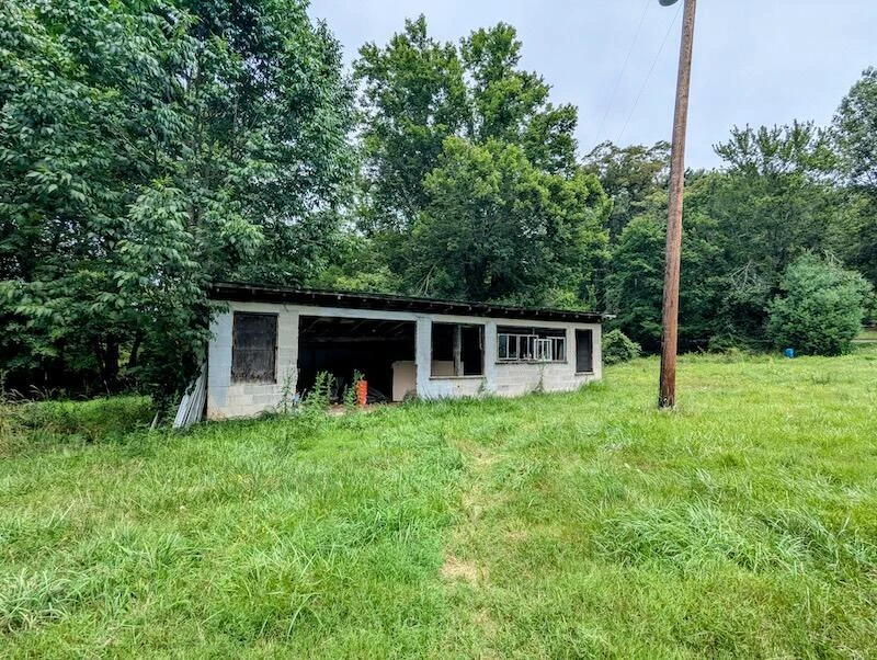 737 Agnes LN NW - Photo 13