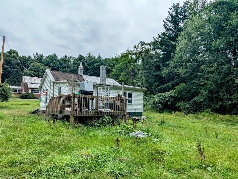 737 Agnes LN NW - Photo 14