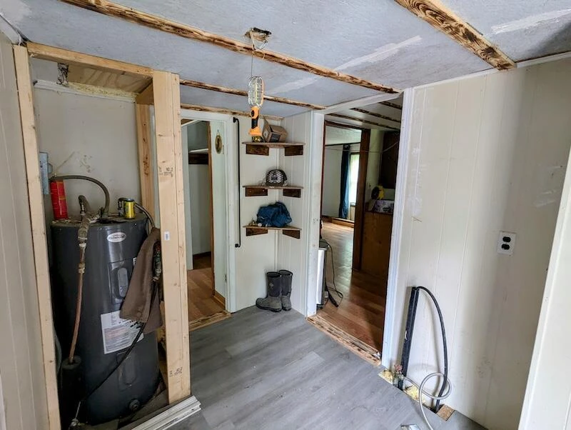 737 Agnes LN NW - Photo 3