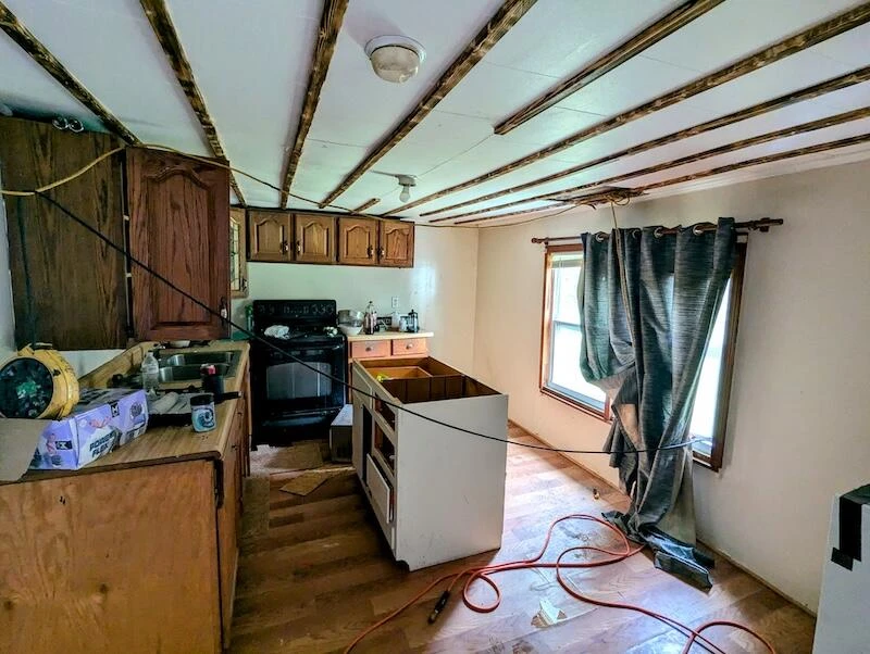 737 Agnes LN NW - Photo 4