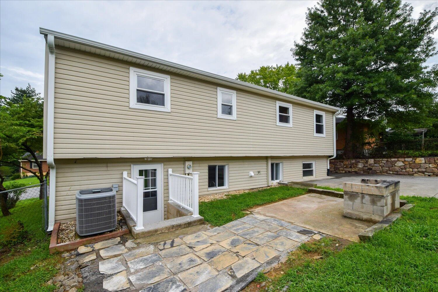5532 Twilight RD - Photo 33