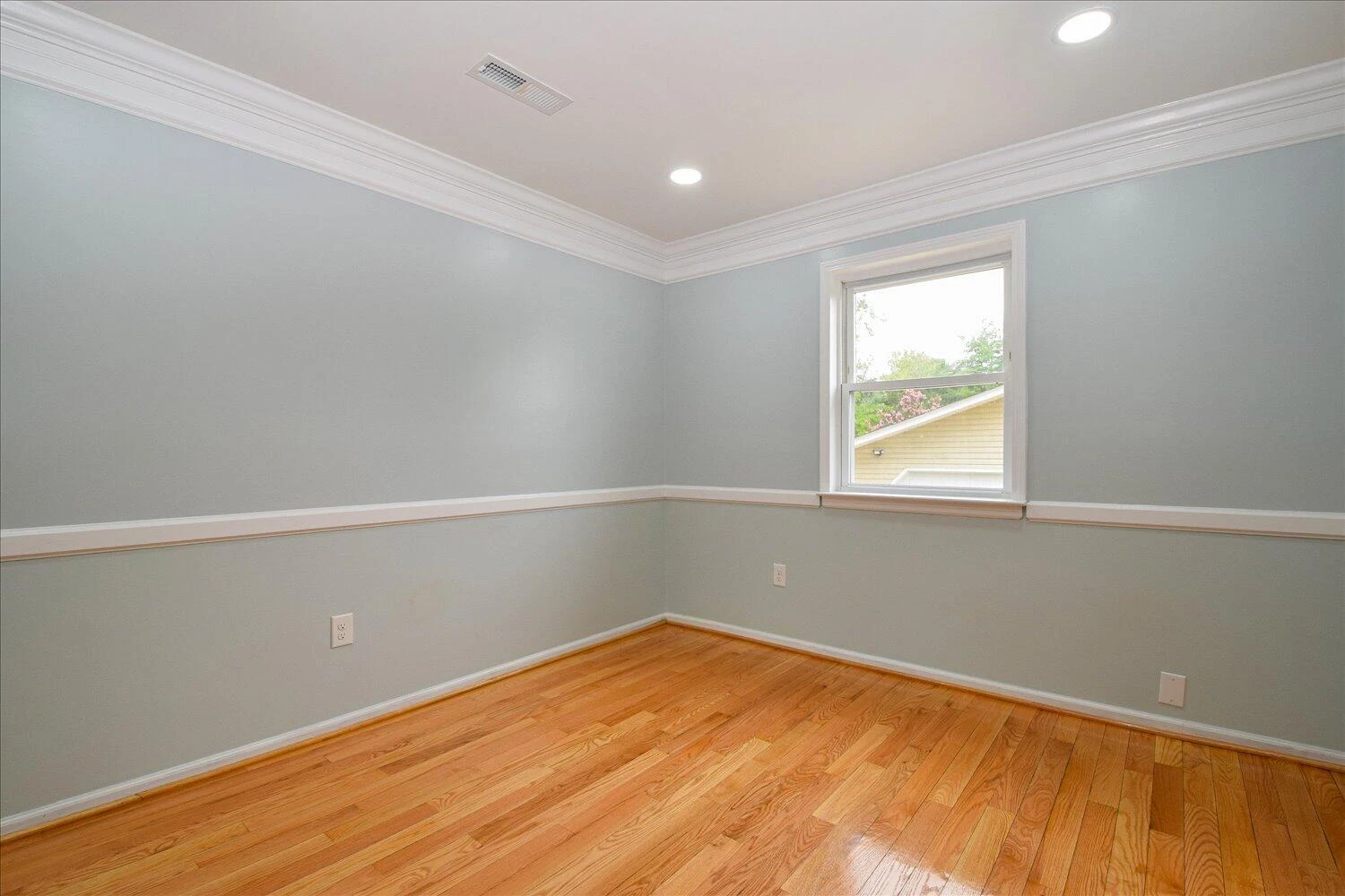 5532 Twilight RD - Photo 8