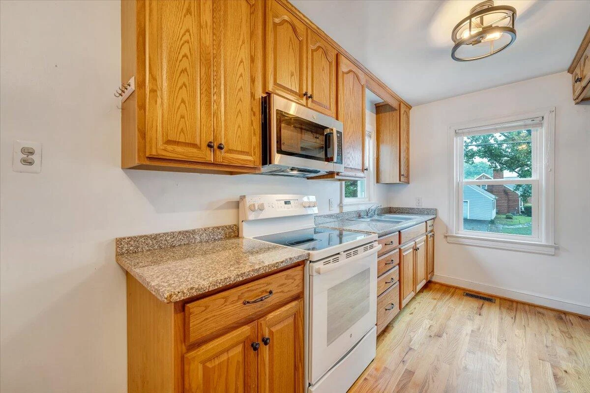 2603 Fairway DR SW - Photo 12