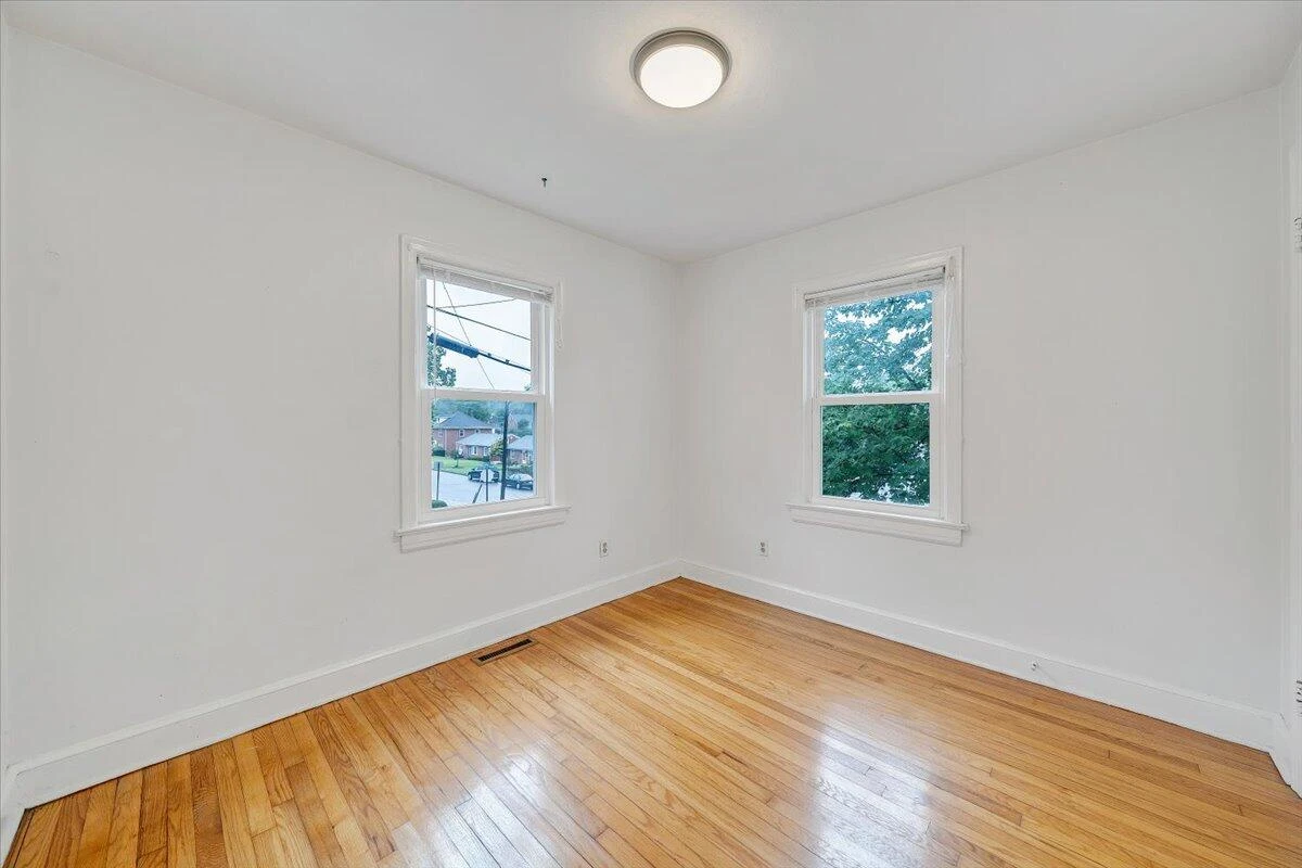 2603 Fairway DR SW - Photo 18