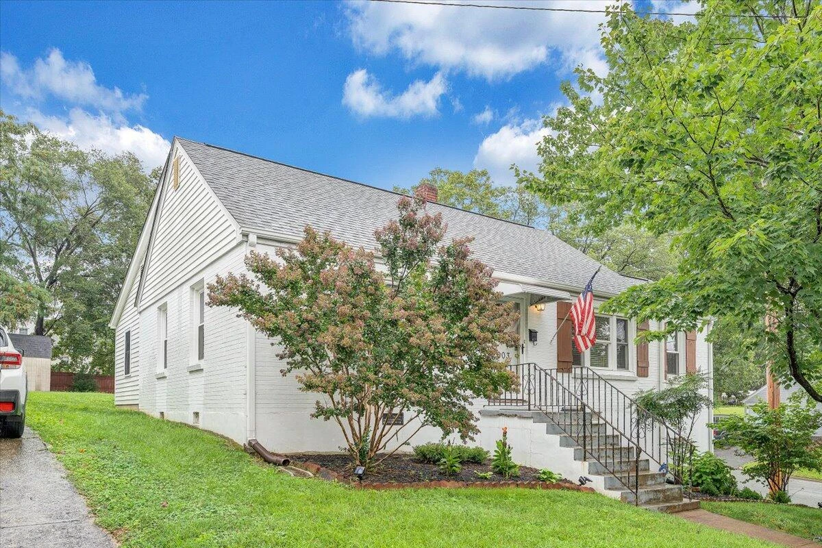 2603 Fairway DR SW - Photo 3