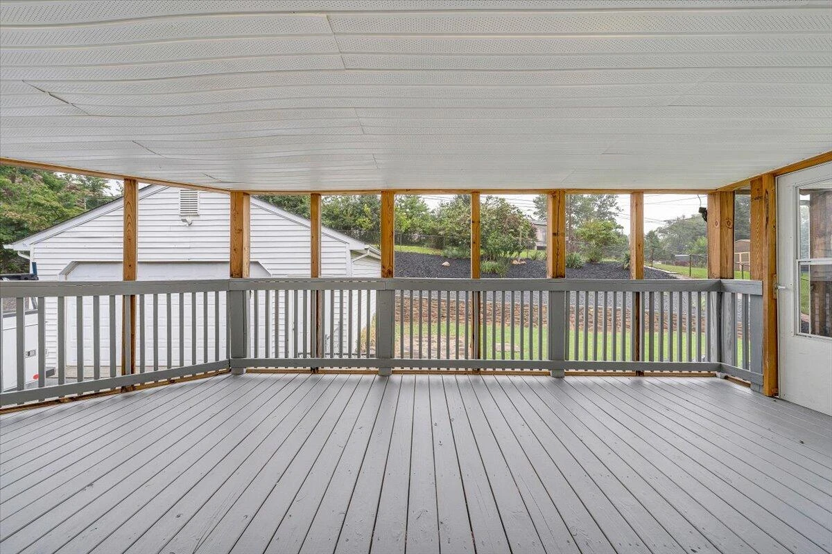 829 Pyrtle DR - Photo 22
