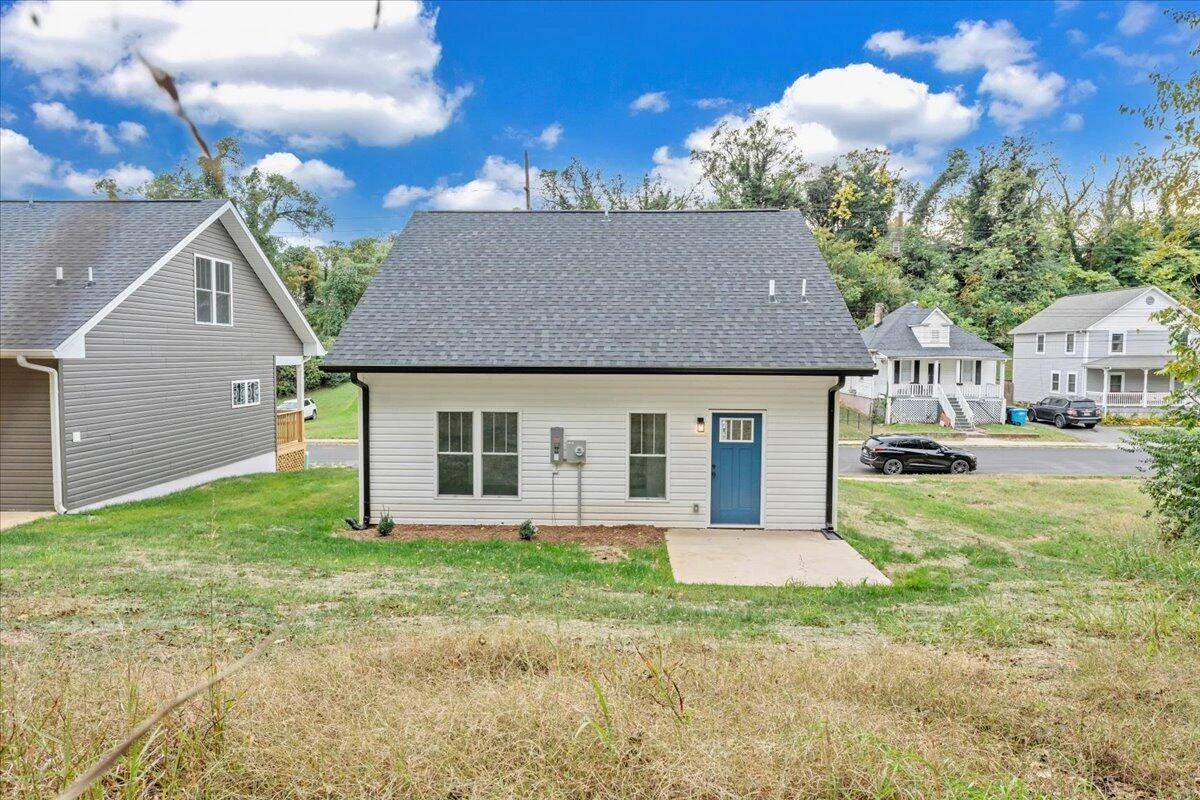 215 Harrison AVE NW - Photo 28