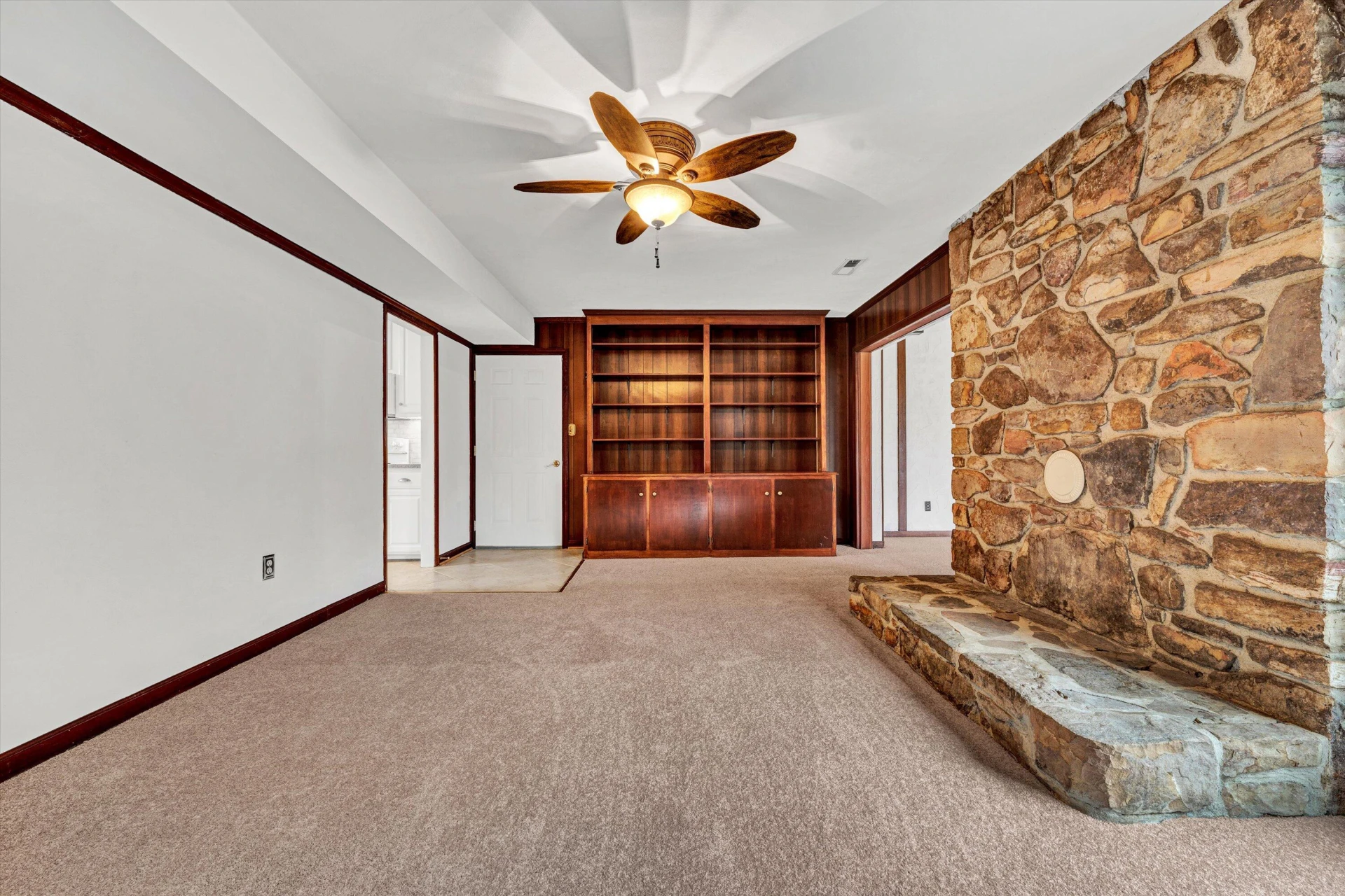 6306 Christie LN - Photo 22