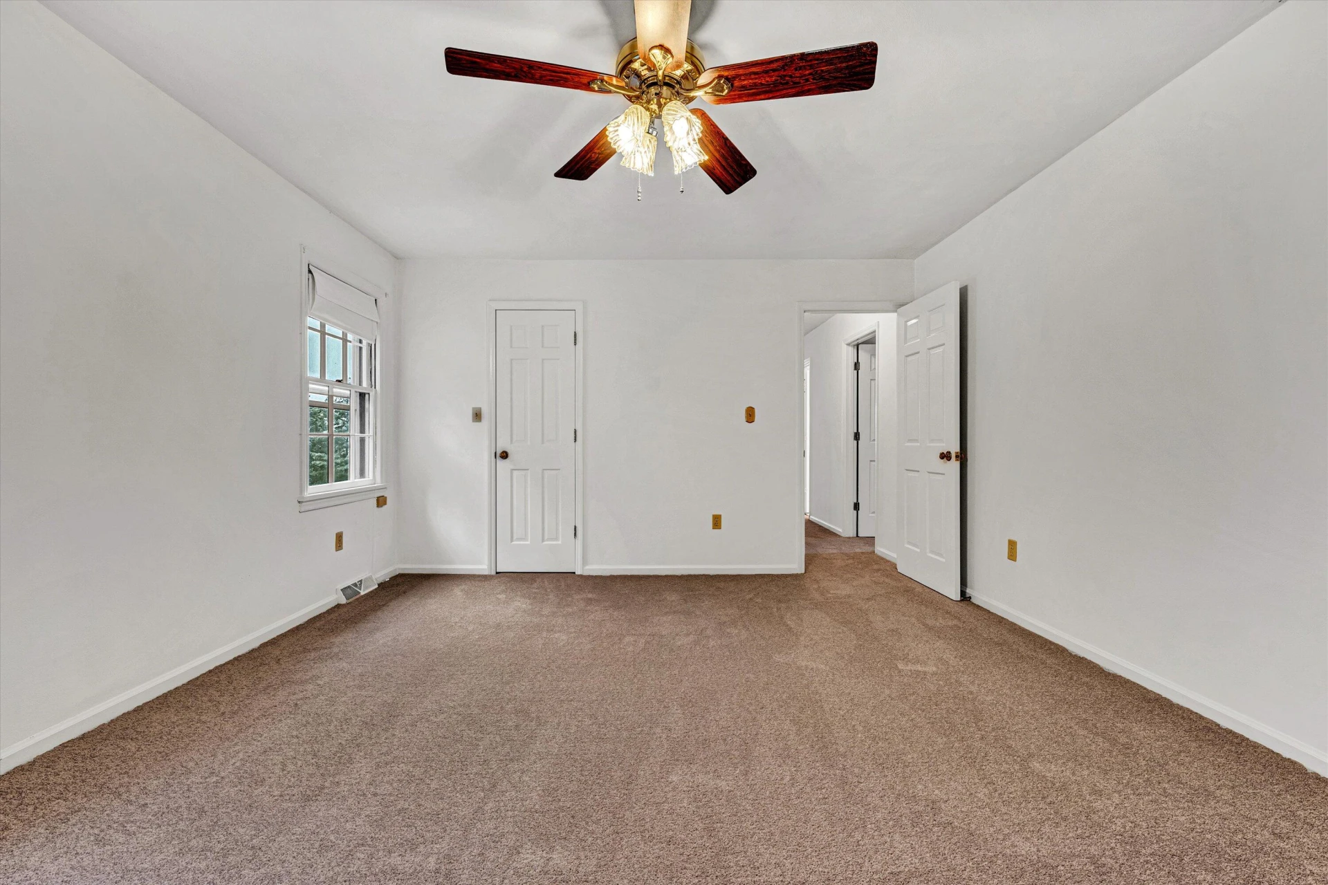 6306 Christie LN - Photo 33