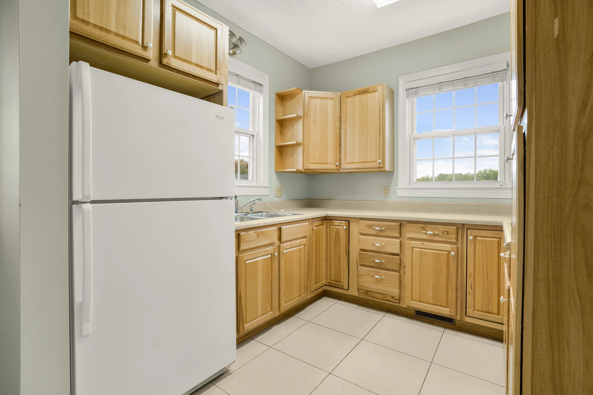 6245 University Park DR - Photo 10