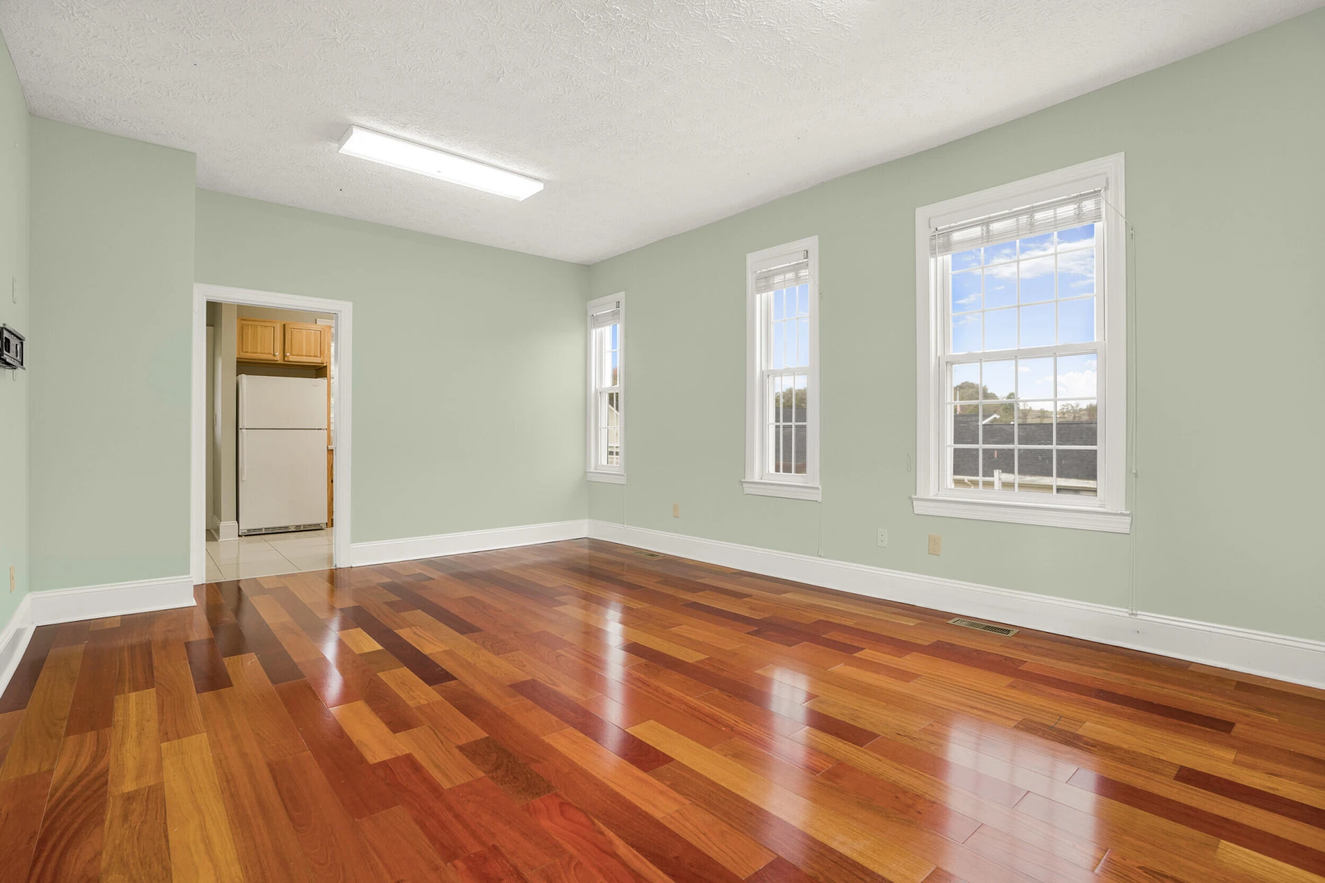 6245 University Park DR - Photo 7