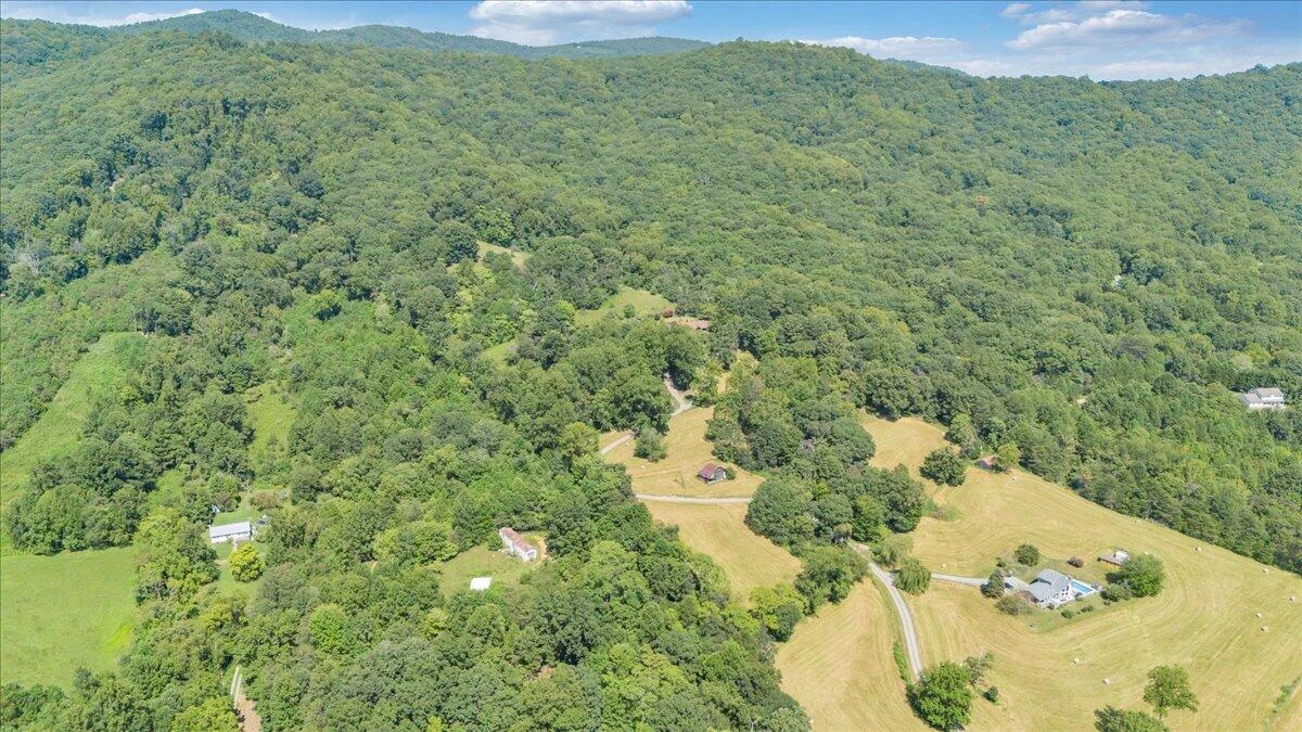 3737 Bore Auger RD - Photo 78