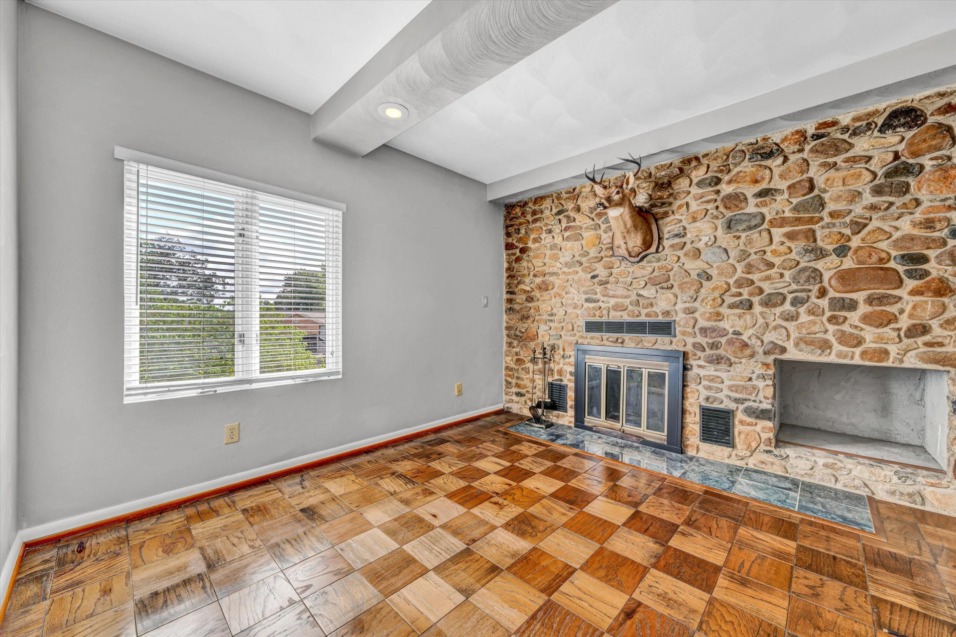 5975 Lakemont DR - Photo 31