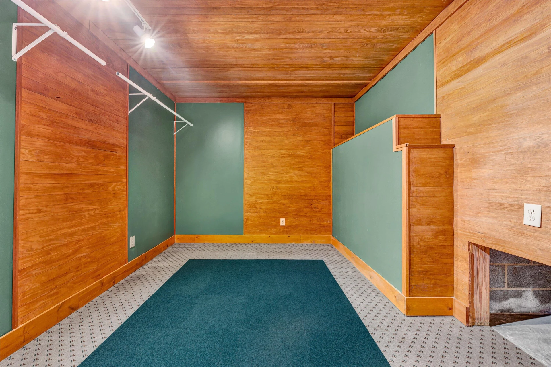 5975 Lakemont DR - Photo 43