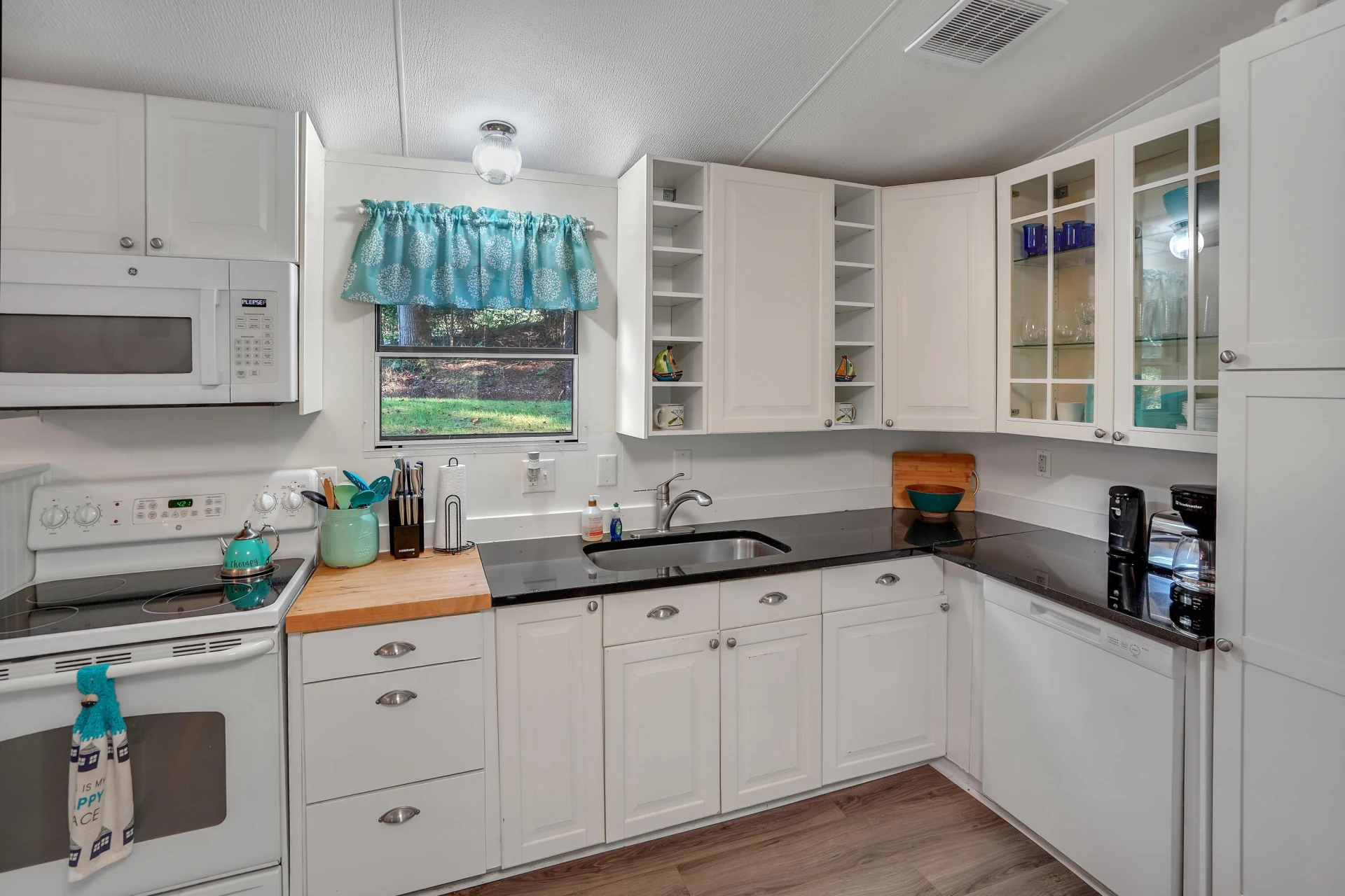 518 Ridgelake RD - Photo 6