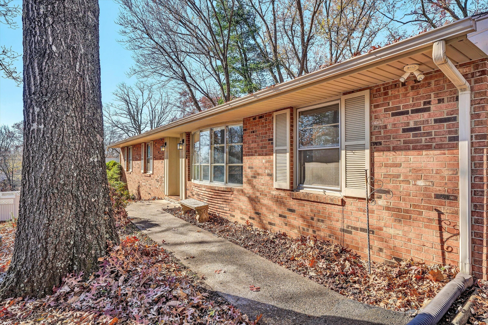 2054 Ruritan RD - Photo 3