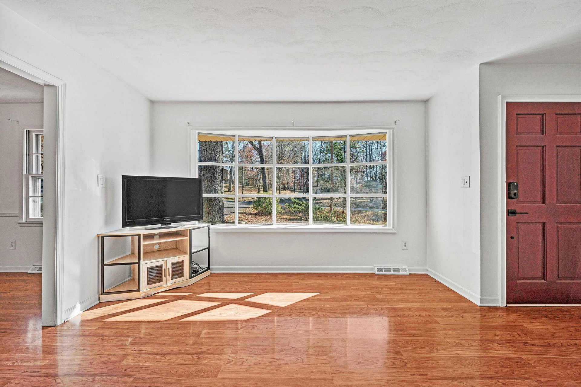 2054 Ruritan RD - Photo 7
