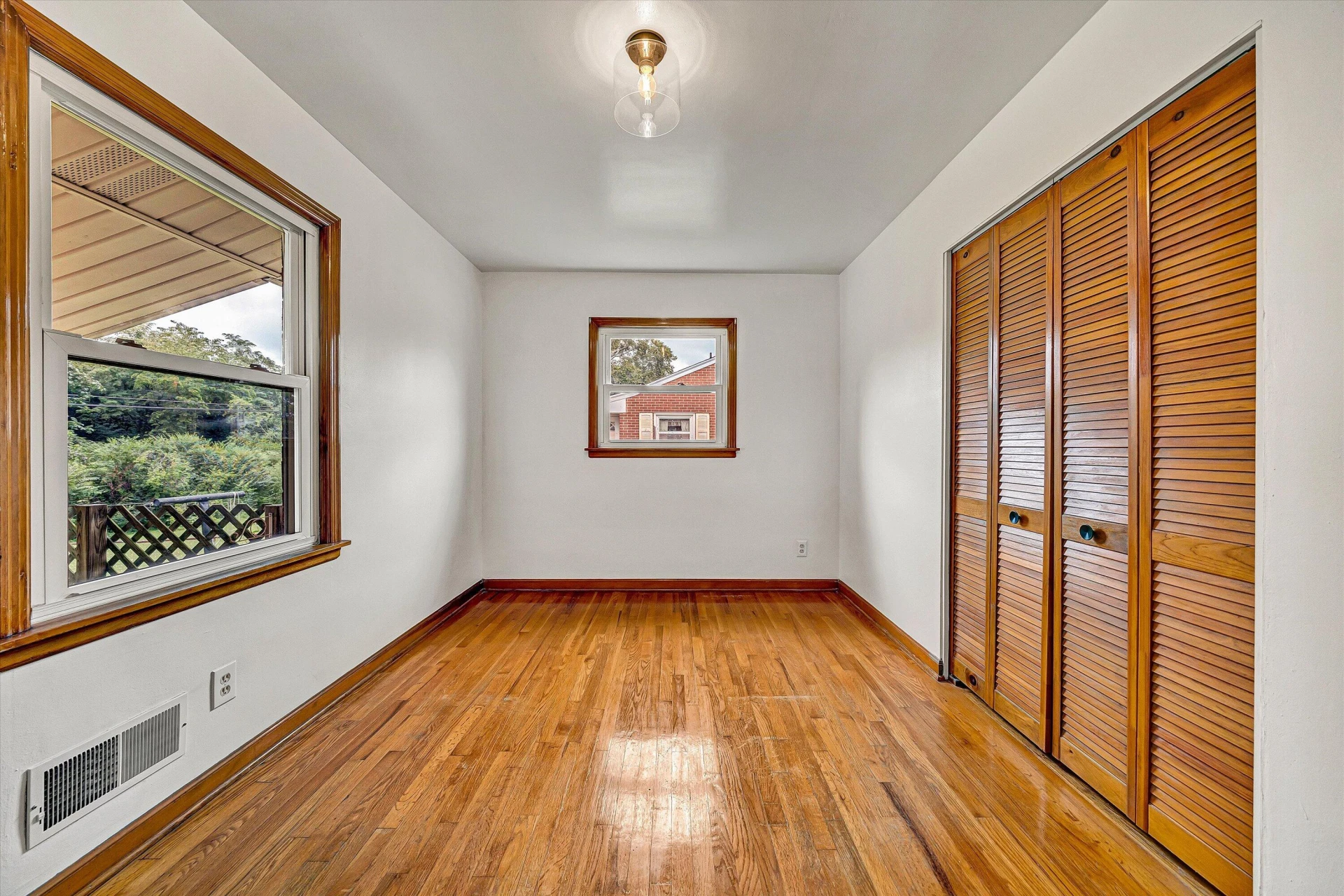440 Frances DR NW - Photo 15
