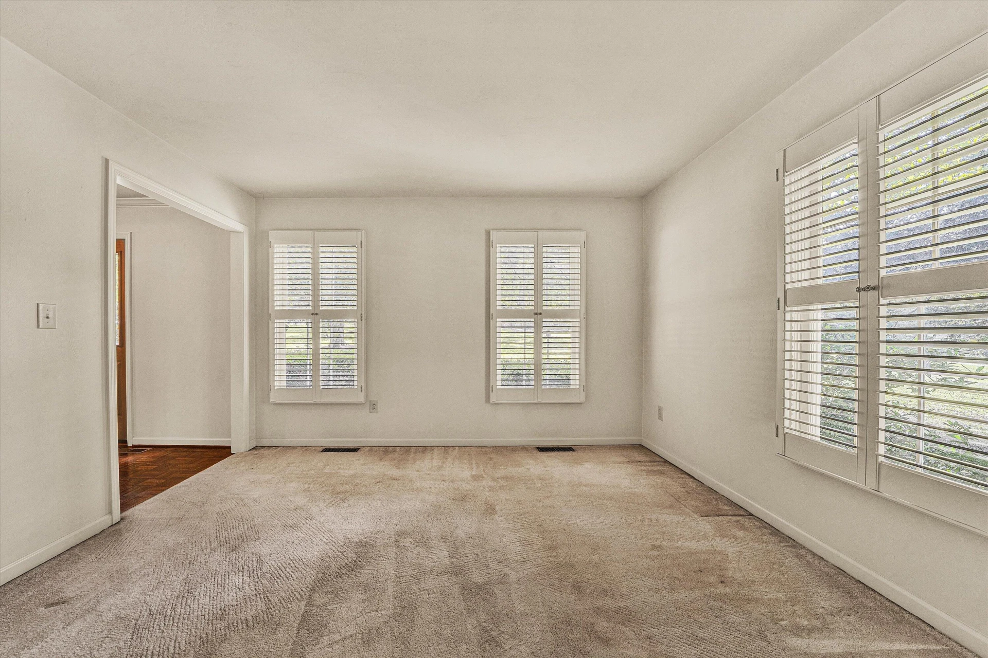 1382 Deer Creek DR - Photo 12
